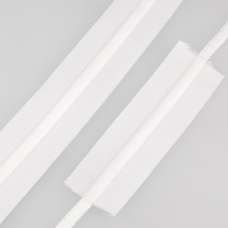 Elastique avec cordon