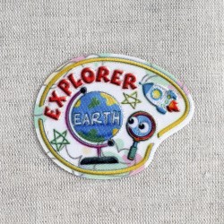 Ecusson thème ecole - Explorer earth
