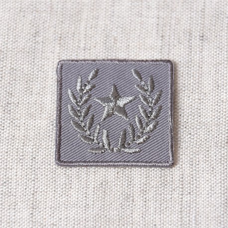 Ecusson badge etoile laurier - Gris