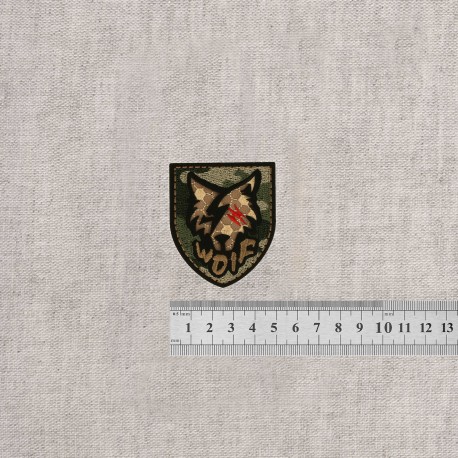 Ecusson style militaire - Wolf