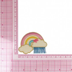 Ecusson avec franges - Nuage arc en ciel