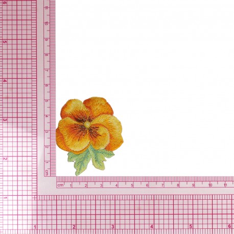 Ecusson belles fleurs - Pensée