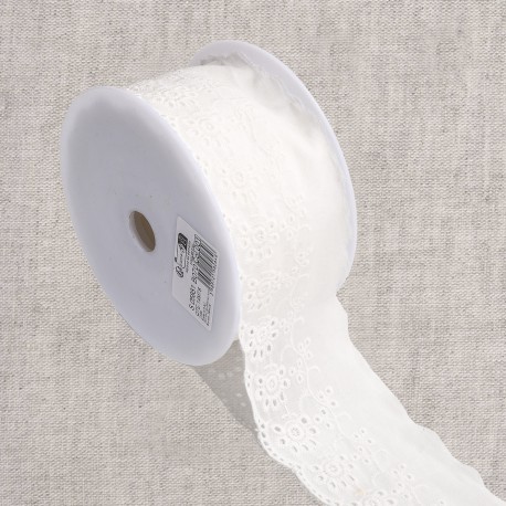 Broderie fleurs Blanc