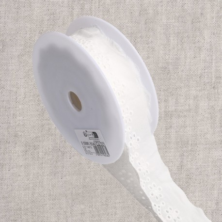 Broderie fleurs Blanc