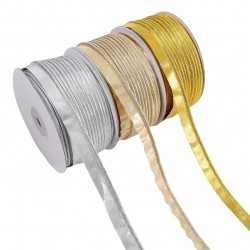 Dépassant métallique