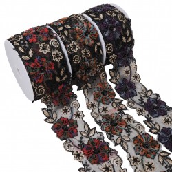 Galon brode fleurs perles et paillettes