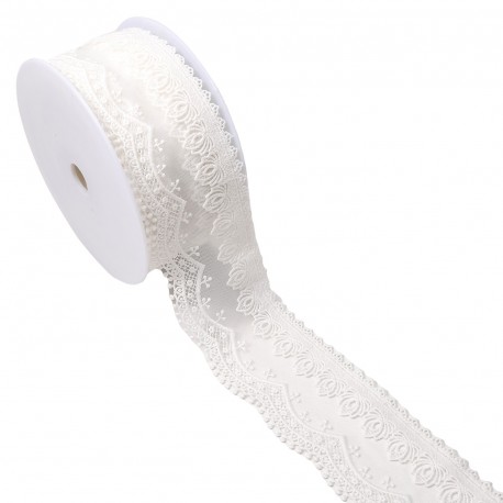 Broderie 3d sur tulle