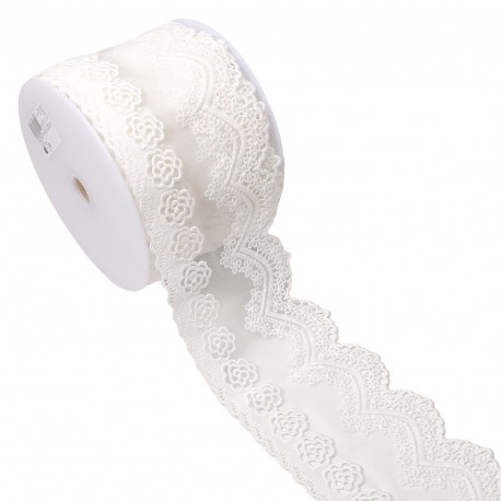 Broderie 3d sur tulle