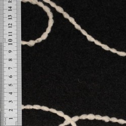 Tissu Nuza Brodé Poils Longs Noir